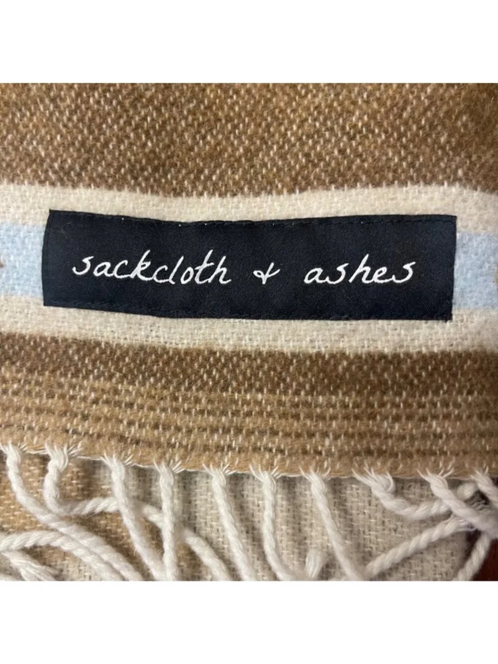 Sackcloth & Ashes Arrow Beige Blanket Throw 70 x 61 Aztec Tan Blue Fringe Italy